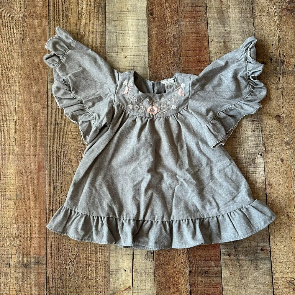 Max Studio Baby Girls Gray Ruffle Dress Embroidered Floral Design Size 4T